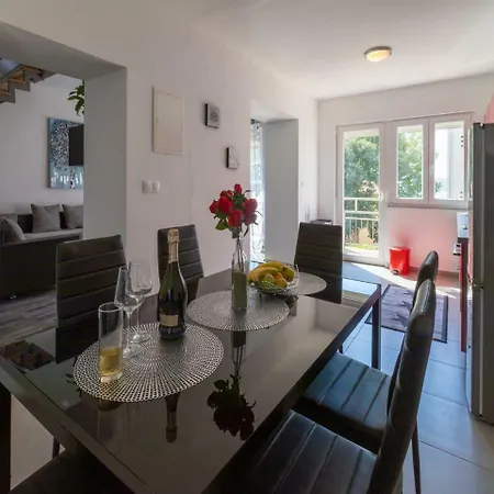 Iva Man Apartment
