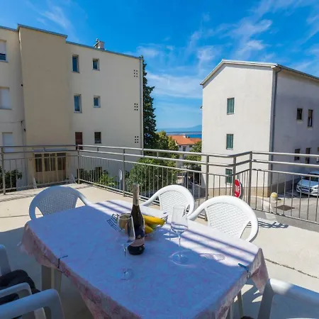 Iva Man Apartman *